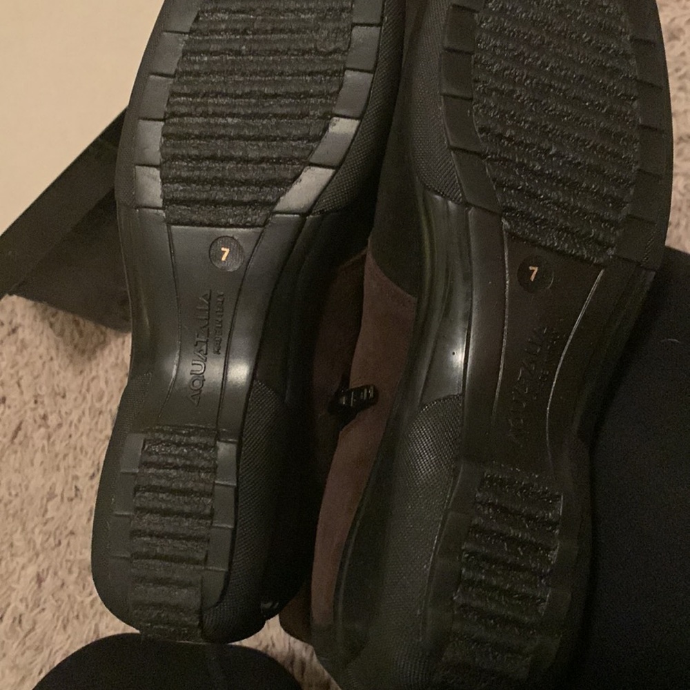 Aquatalia Brand new , never worn lined suede boots . Warm and super stylish - Picture 7 of 10